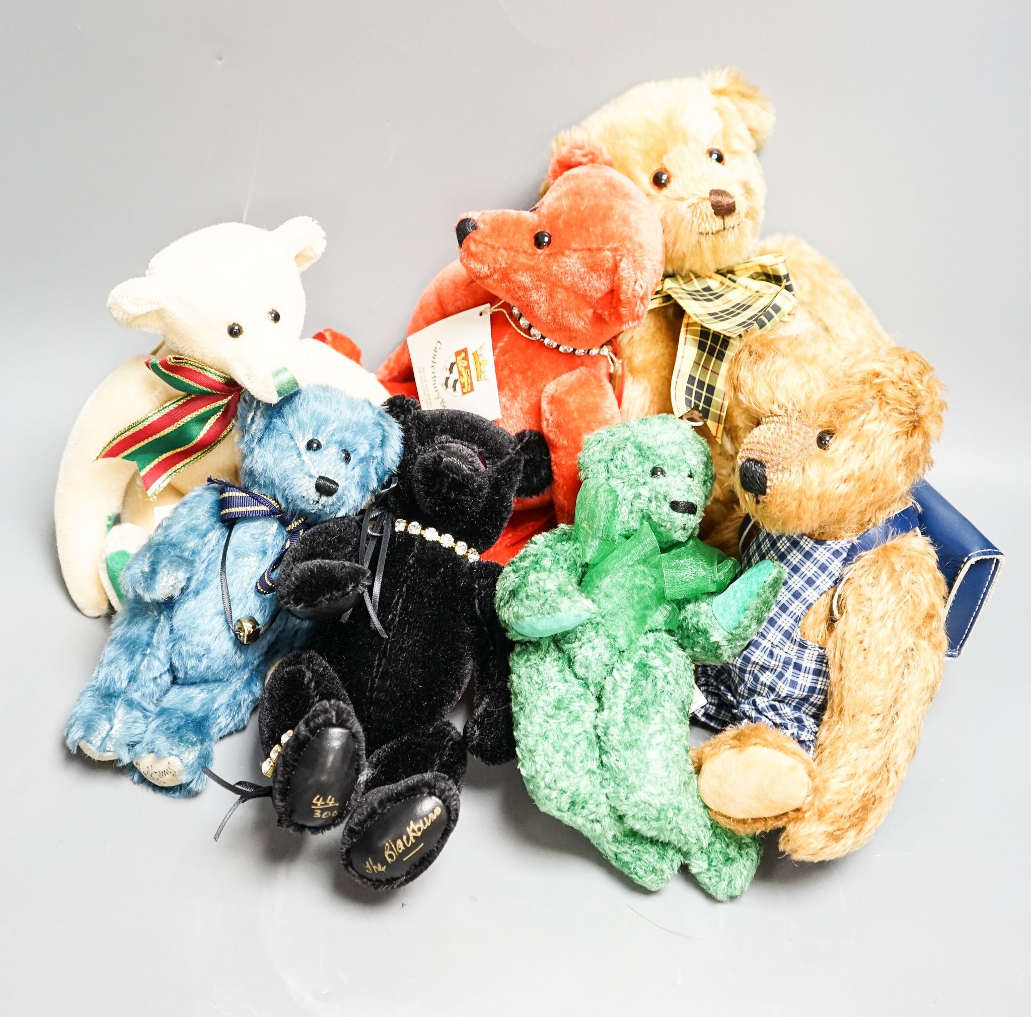 Seven Canterbury Bears